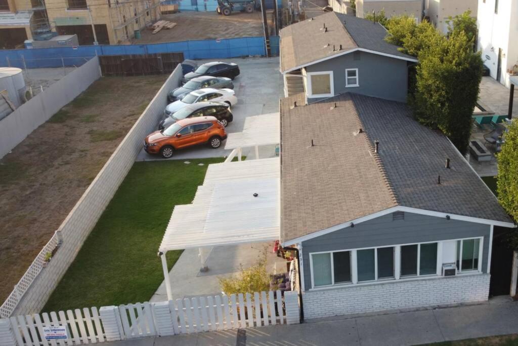 Apartment Steps To The Beach, Main Street And Pacific - Ocean Views *