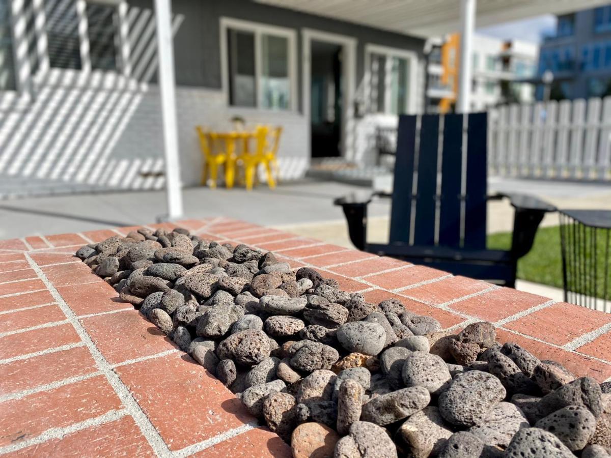 Steps To The Beach, Main Street And Pacific - Ocean Views *